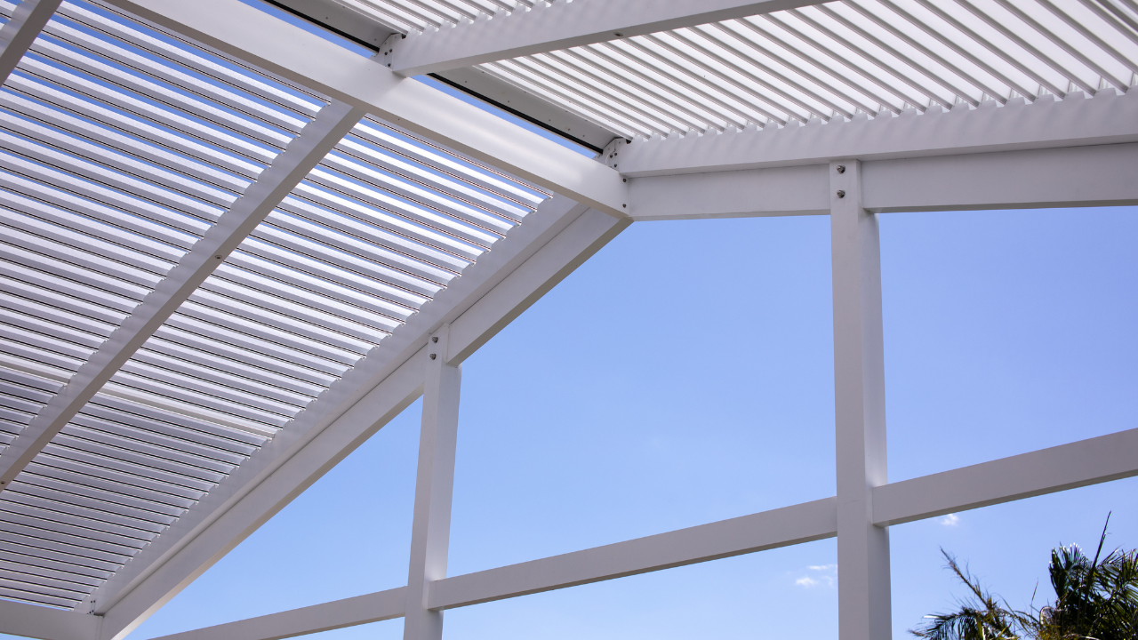 Pitched gabled louvre Auckland villa